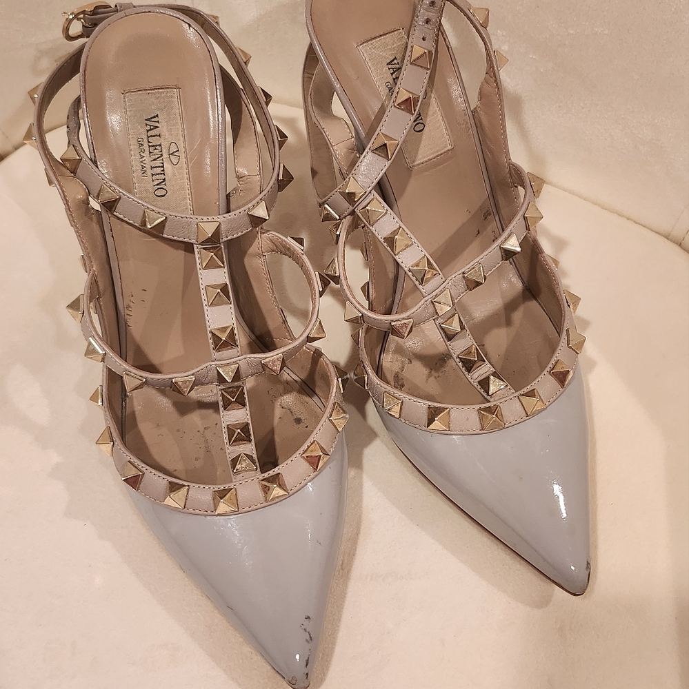 Valentino ROCKSTUD PUMPS SANDAL